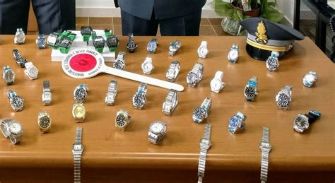 Sequestro di Rolex falsi all’aeroporto di Capodichino